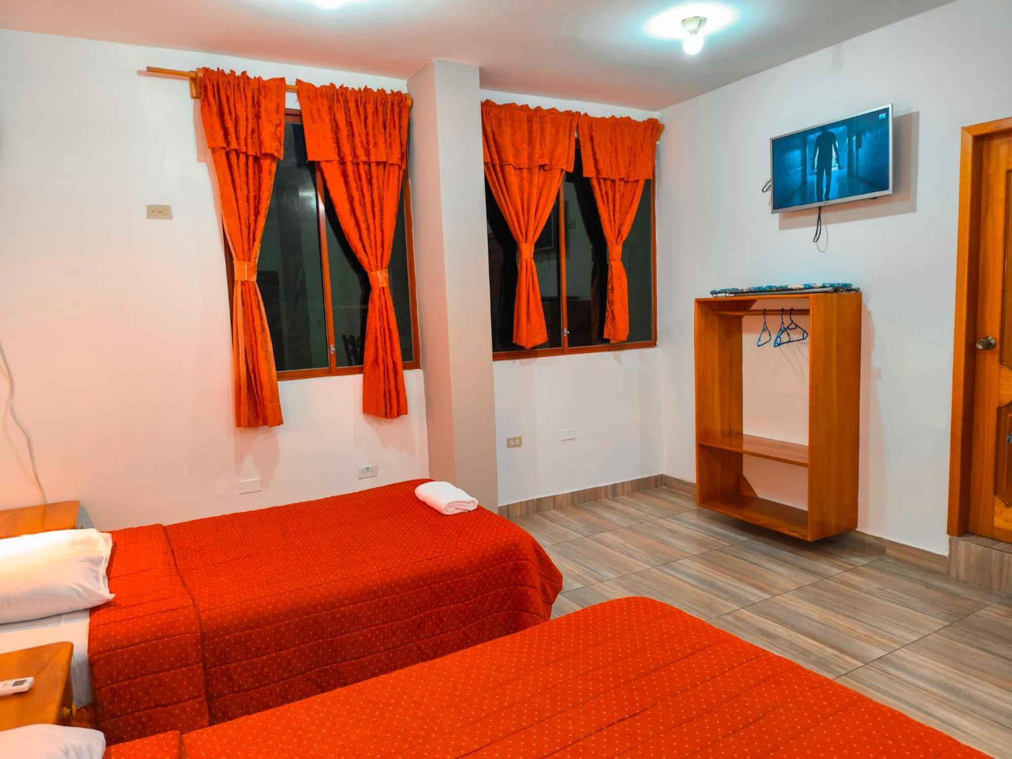 Suites En El Centro Puerto Ayora  Exterior foto
